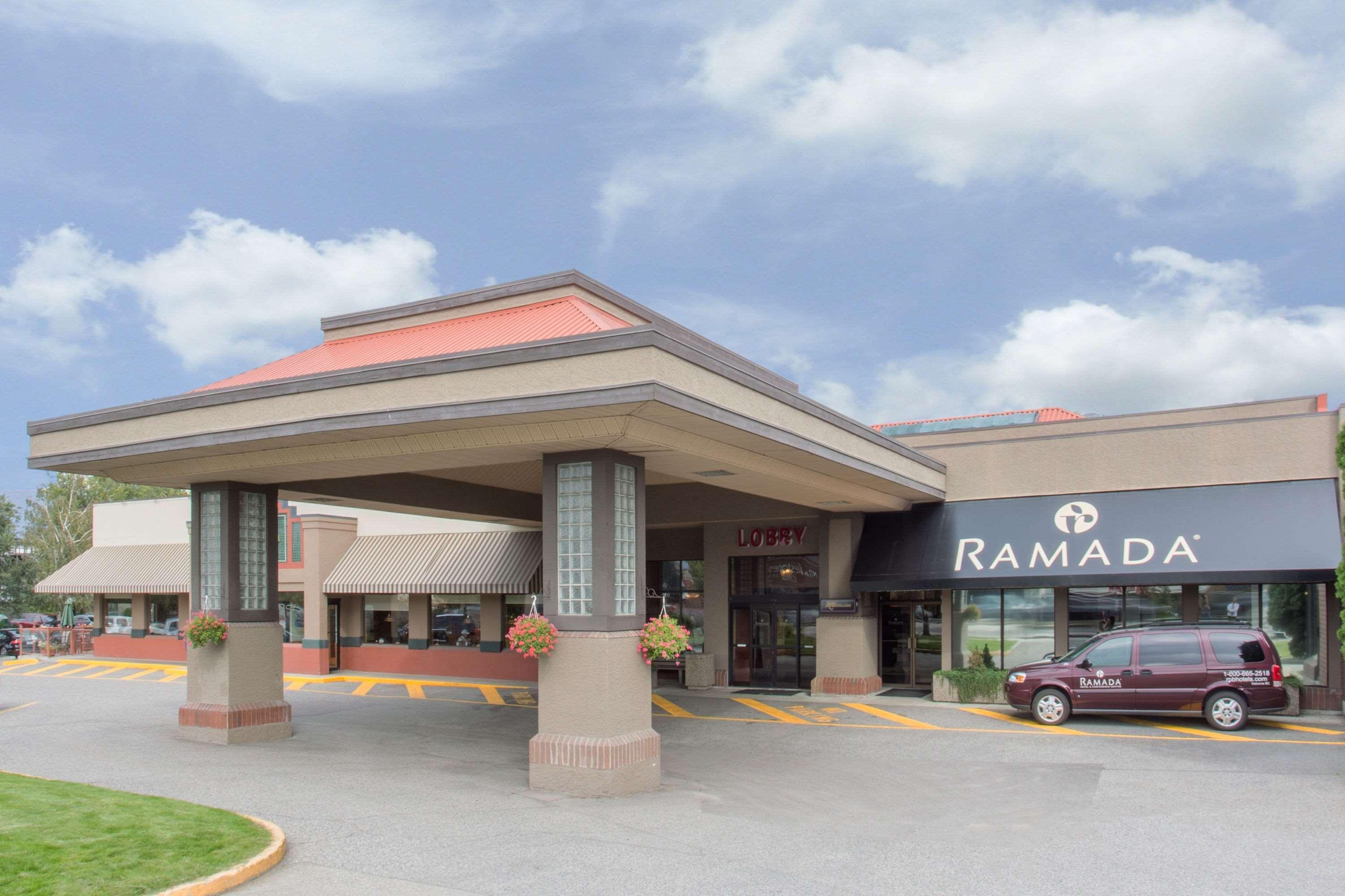 Ramada By Wyndham & Conference Center Hotel