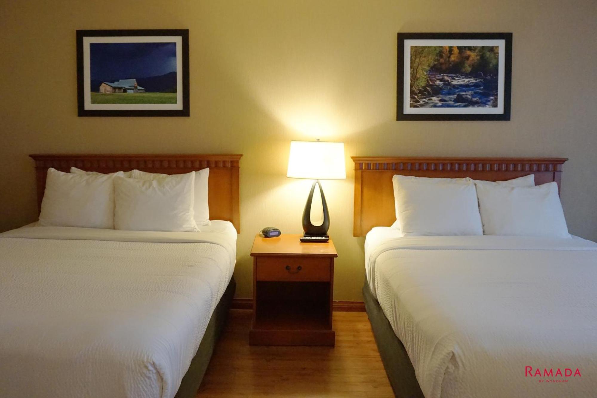 Ramada By Wyndham & Conference Center 3*