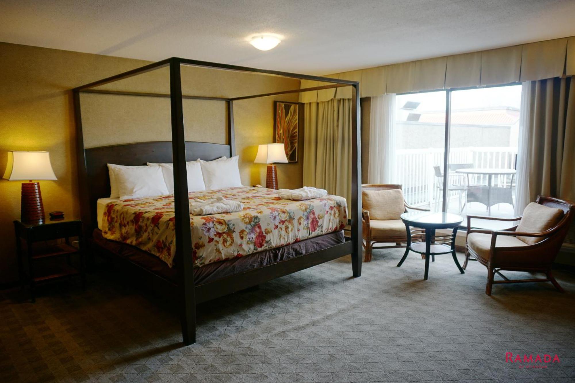 Ramada By Wyndham & Conference Center Hotel 3*